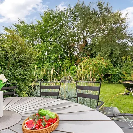 Semesterbostad Hughlek - 1-5km From The Sea By Interhome Gedser