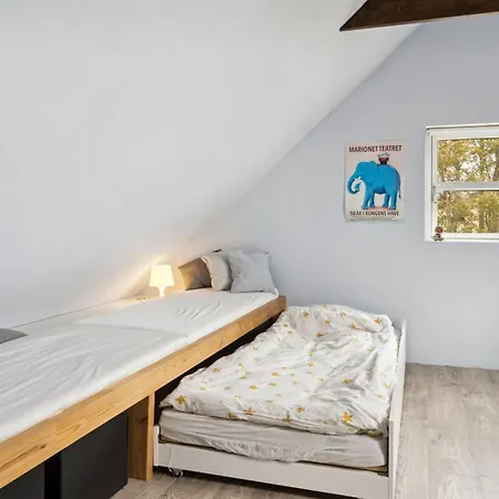 Hughlek - 1-5km From The Sea By Interhome Ferienhaus *